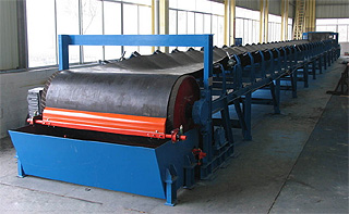 礦用輸送機(jī)